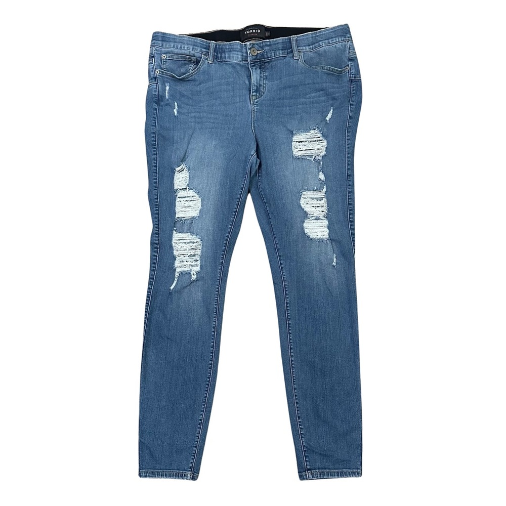 Torrid Bombshell Skinny Jeans Distressed Ripped
Women's Size 20 Extra Tall
